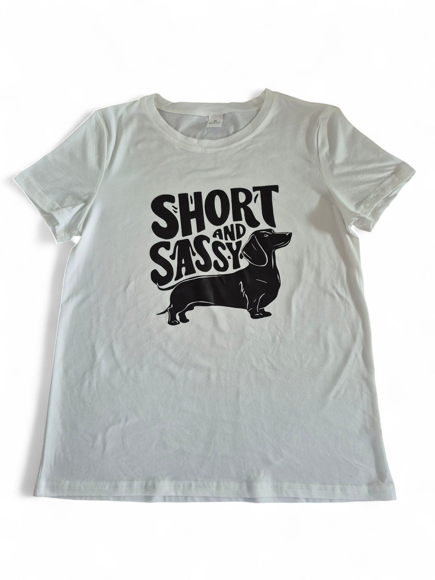 Dames t-shirt 'Short and Sassy'