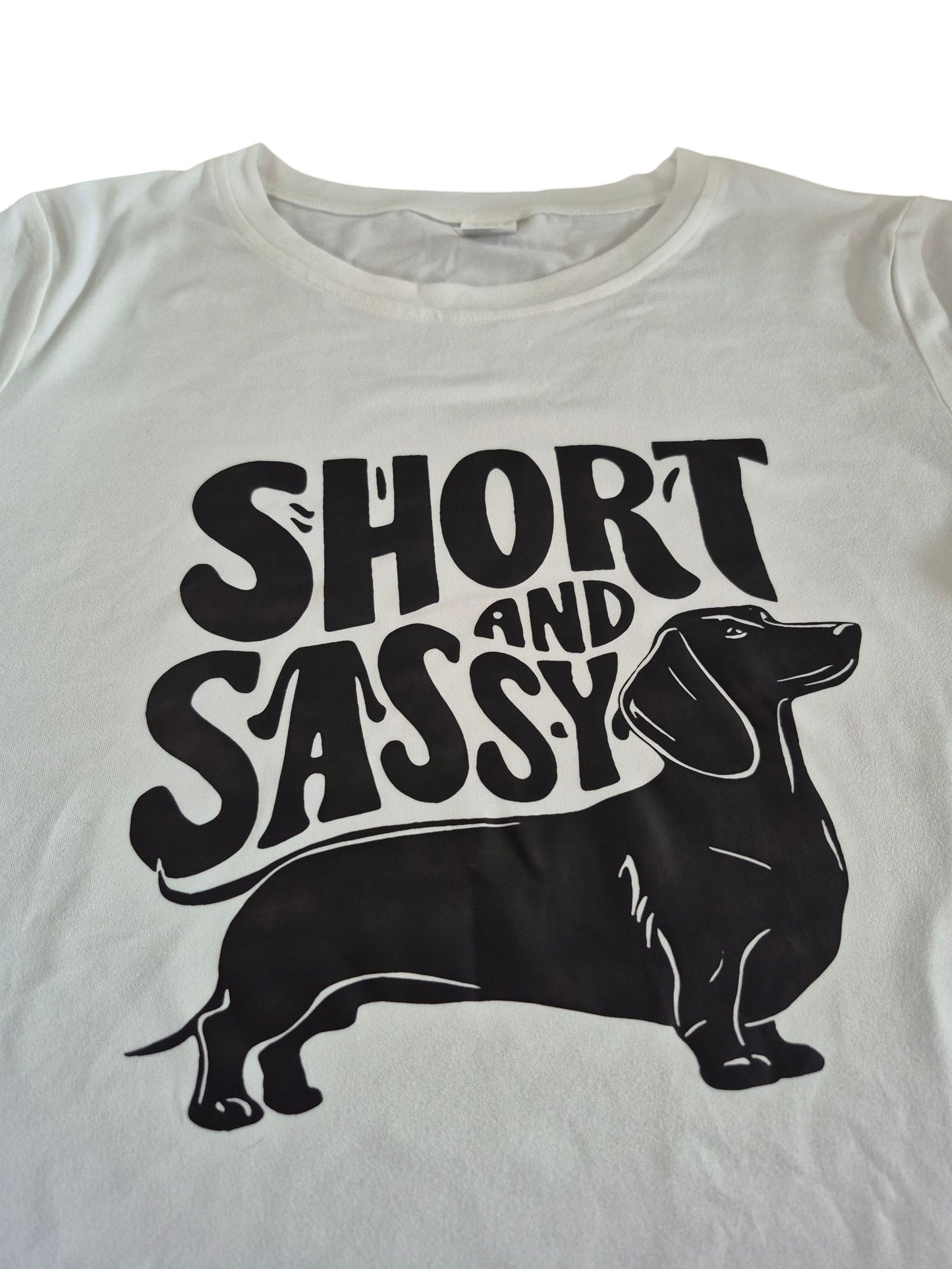 Dames t-shirt 'Short and Sassy'