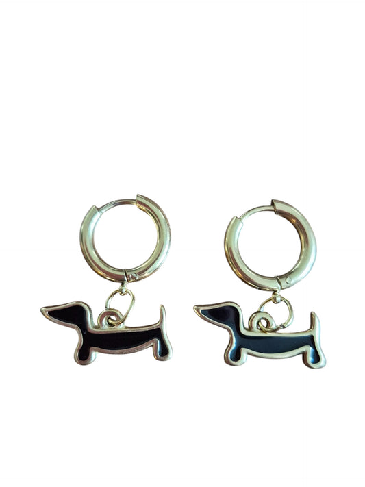 Oorringen met vergulde teckeltjes, wit of zwart