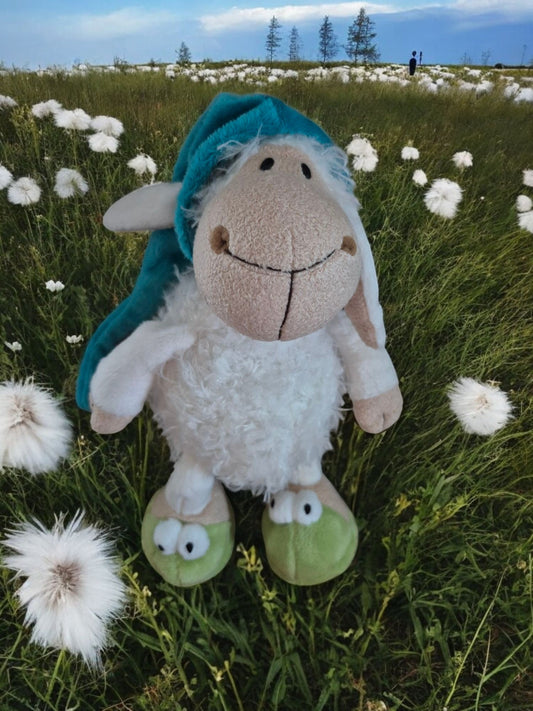 Schattig schaapje met kikkerpantoffels en slaapmuts (zonder squeaker)