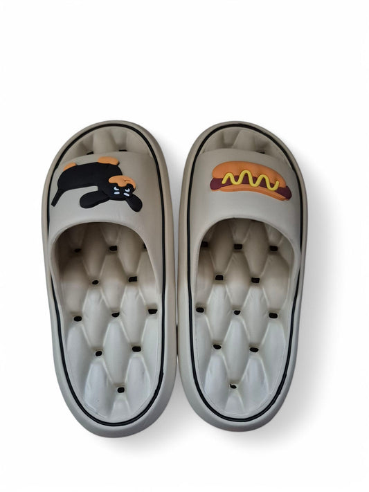 Chunky ´hot dog´ slippers
