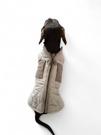 Beige hondenjas met zakjes