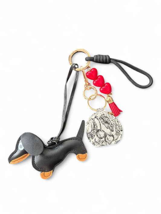 Teckel bag charm black & tan hearts