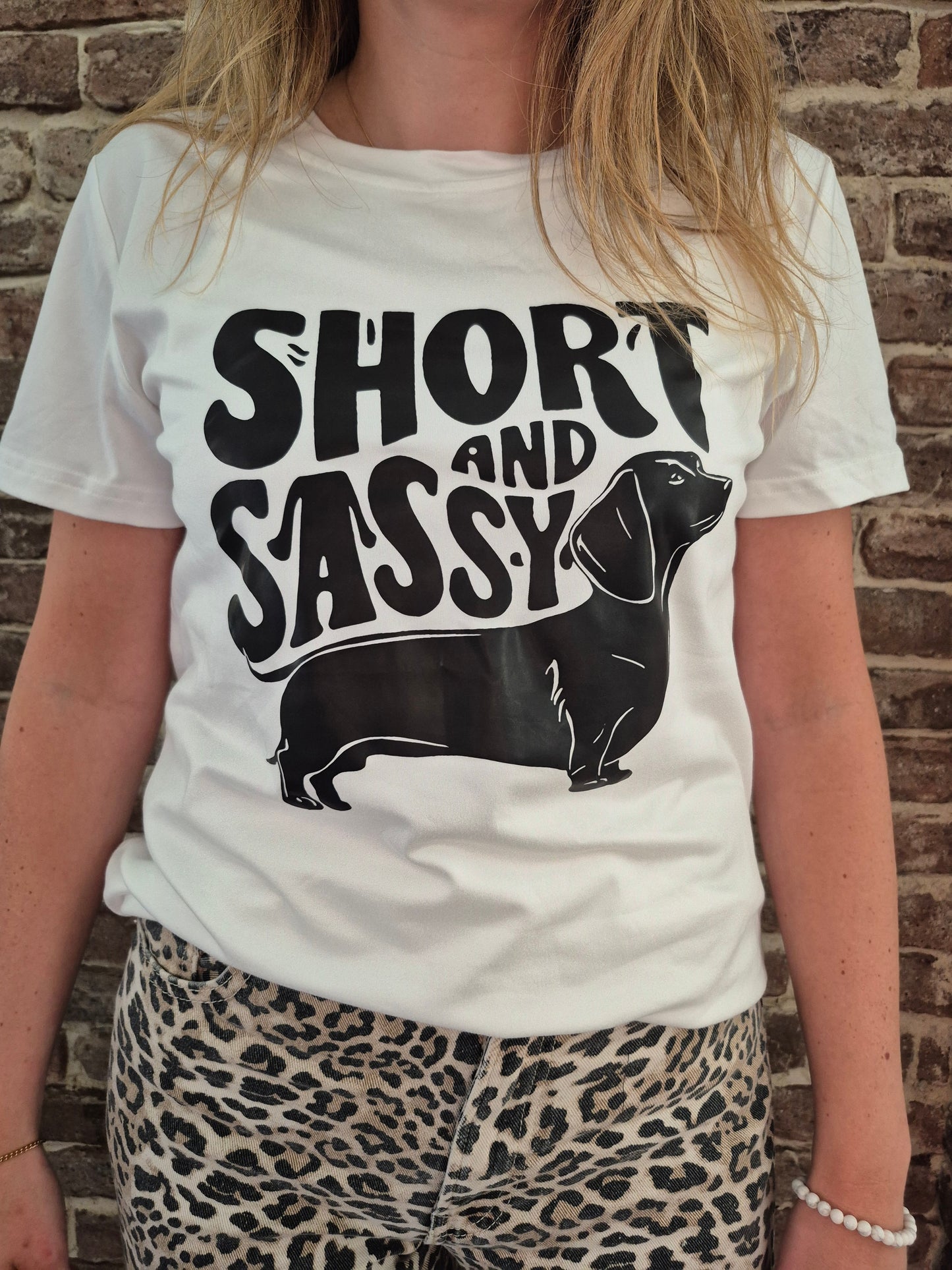 Dames t-shirt 'Short and Sassy'
