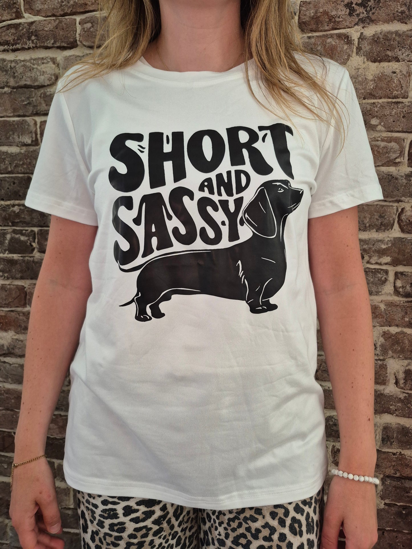 Dames t-shirt 'Short and Sassy'