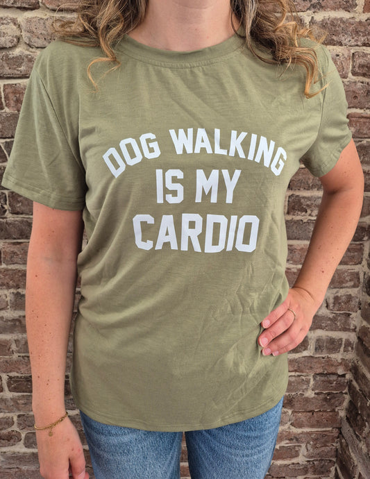 Dames t-shirt 'Dog walking is my cardio'