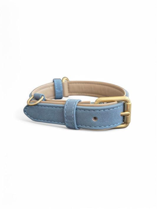 Suède-look halsband lichtblauw in twee maten