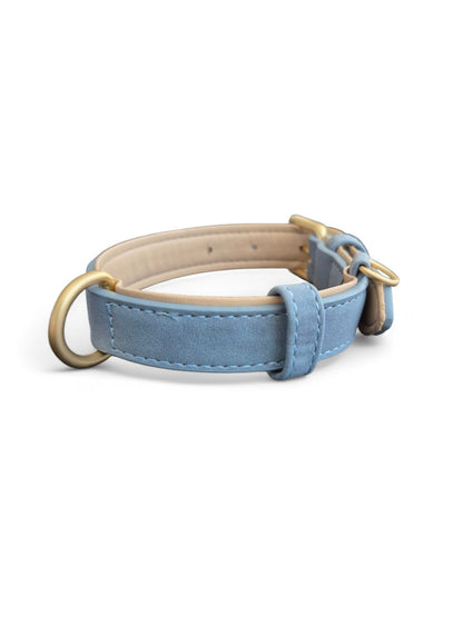 Suède-look halsband lichtblauw in twee maten
