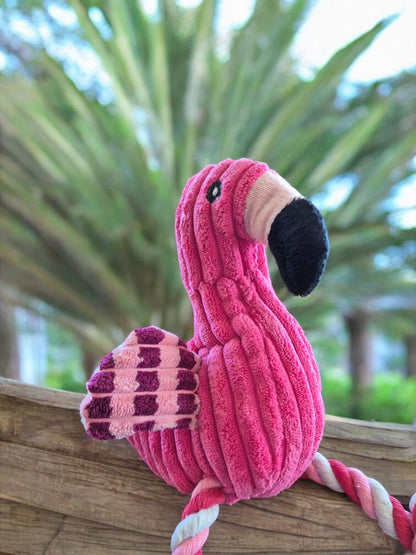 Flamingo hondenknuffel met squeaker (piep)
