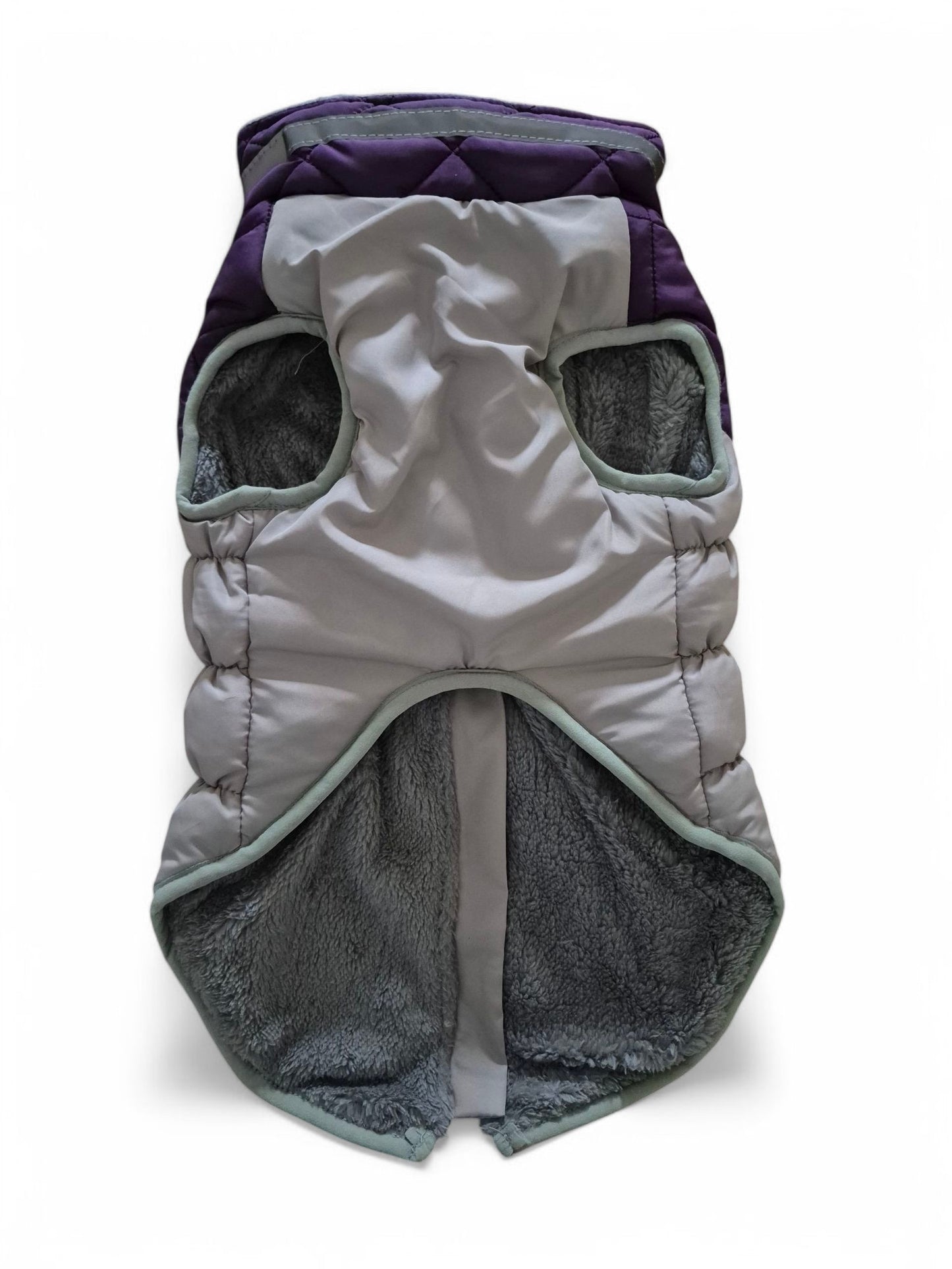 Comfortabele puppyjas voor de winter