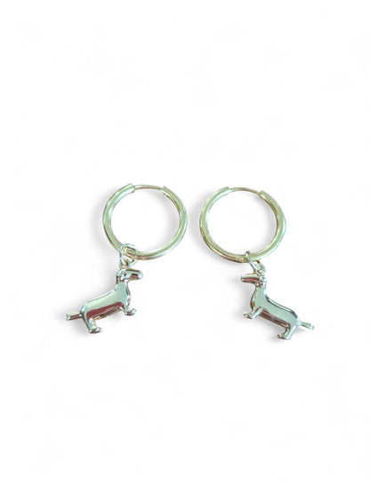 Oorringen met vergulde teckels