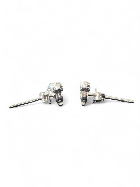 Fijne sterling silver teckel oorstekers
